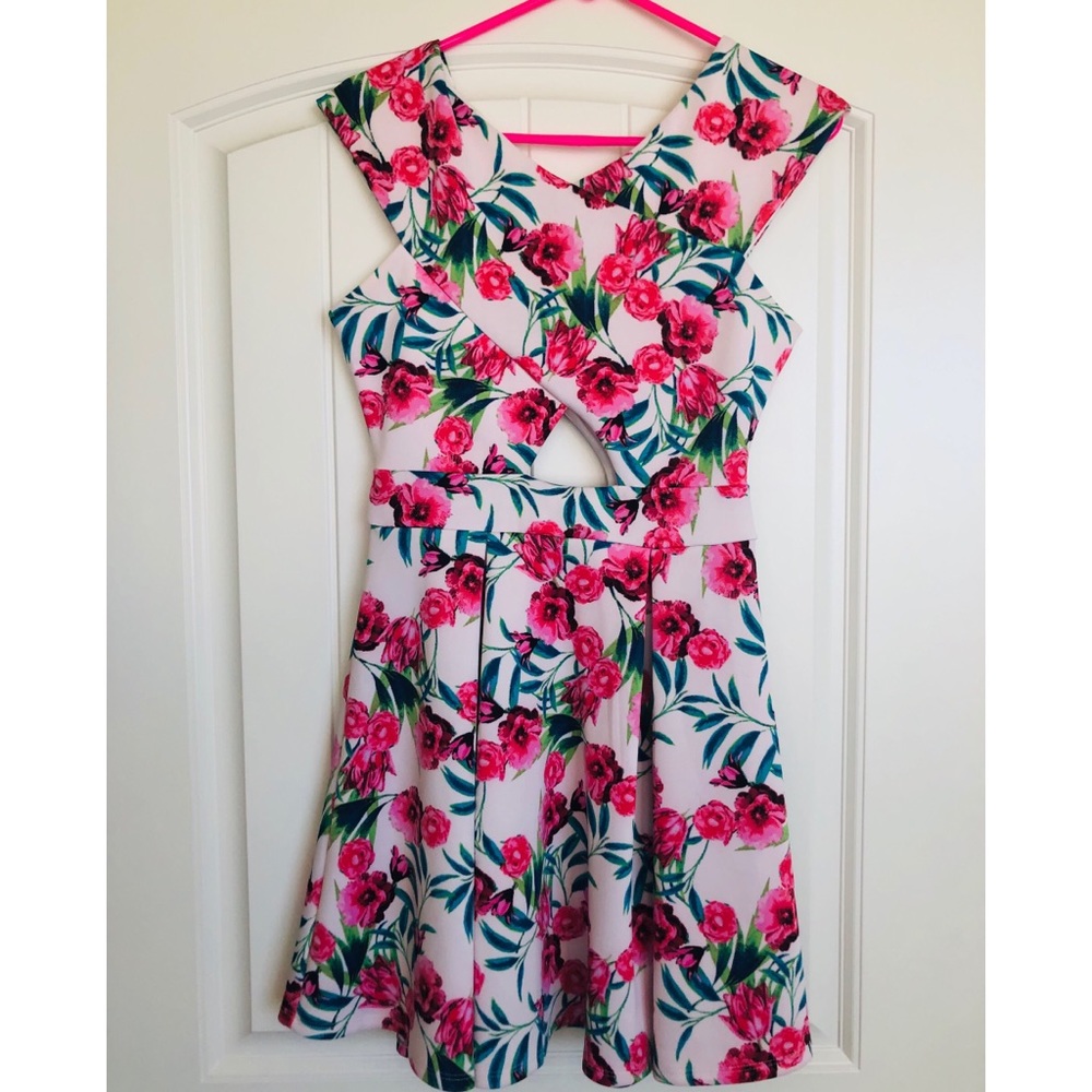 City Triangles Floral Dress